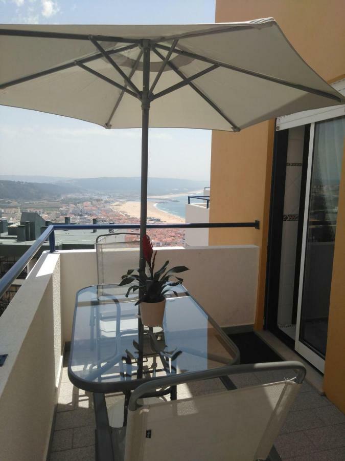 Elegant Sea View Apartment Назаре Екстер'єр фото
