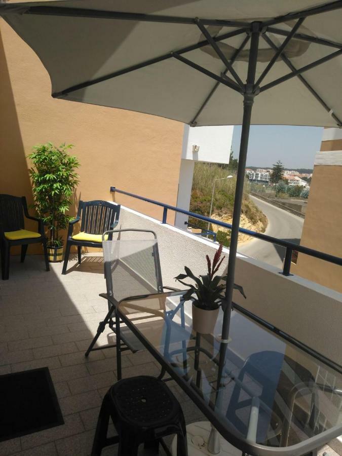 Elegant Sea View Apartment Назаре Екстер'єр фото
